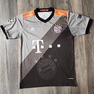 Adidas Bayern #9 Lewandowski 2016/2017 Away Shirt Jersey Men's Size M